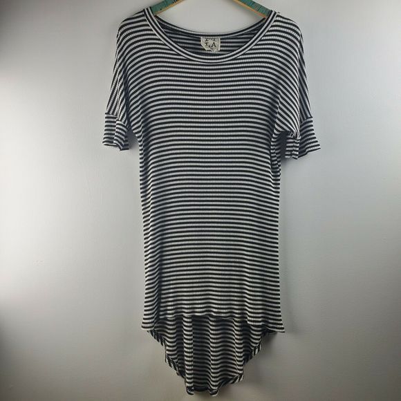 PPLA Dresses & Skirts - PPLA Striped Shirt Dress Hi-Low Hem Med EUC